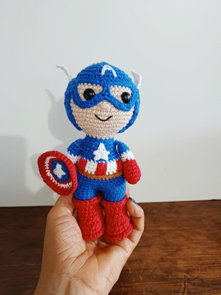 Capitão América em Amigurumi