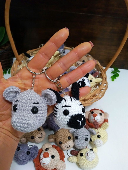 Chaveiro Safári Amigurumi