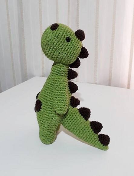 Dinossauro amigurumi