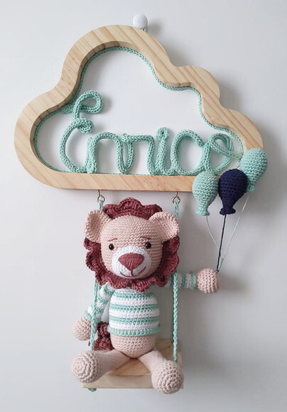 enfeite de porta maternidade leão amigurumi