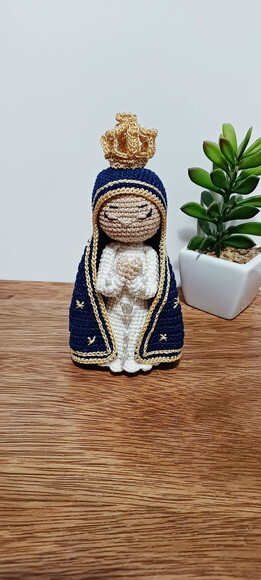 Nossa Senhora Aparecida em Amigurumi
