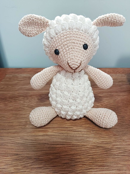 Peso para Porta Ovelha Amigurumi