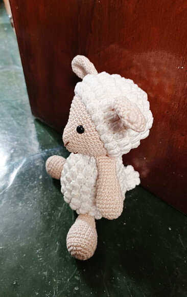 Peso para Porta Ovelha Amigurumi