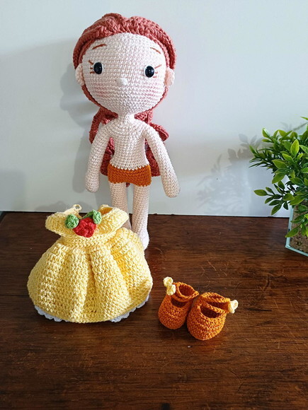 Princesa Bela em Amigurumi