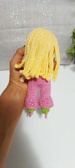 Boneca Barbie em Amigurumi