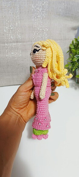 Boneca Barbie em Amigurumi