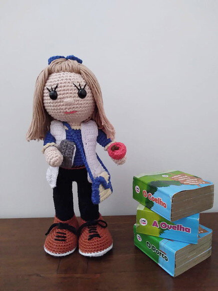 Boneca professora personalizada
