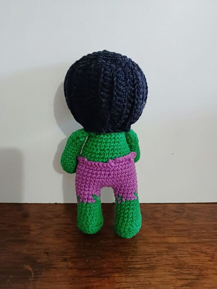 Boneco Hulk em Amigurumi