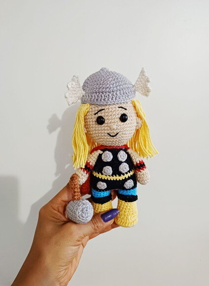Boneco Thor em Amigurumi