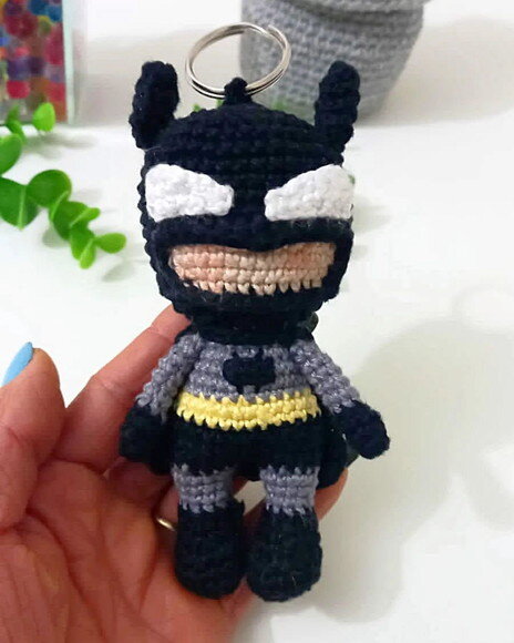 Chaveiro Batman em Amigurumi