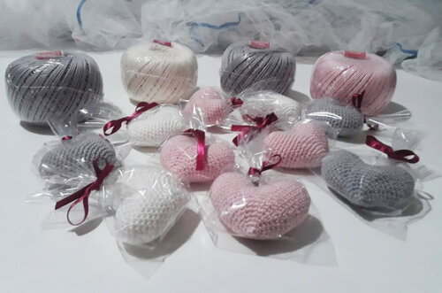 Lembrancinha Corações Amigurumis