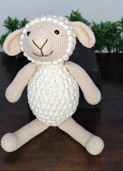Ovelha amigurumi