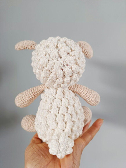 Peso para Porta Ovelha Amigurumi