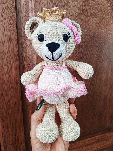 Ursinha em Amigurumi