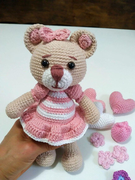 Ursinha Em Amigurumi
