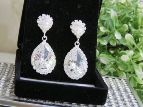 Brinco gota de Zircônia Noiva