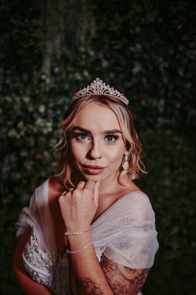 Coroa Dourada Noiva ou Debutante