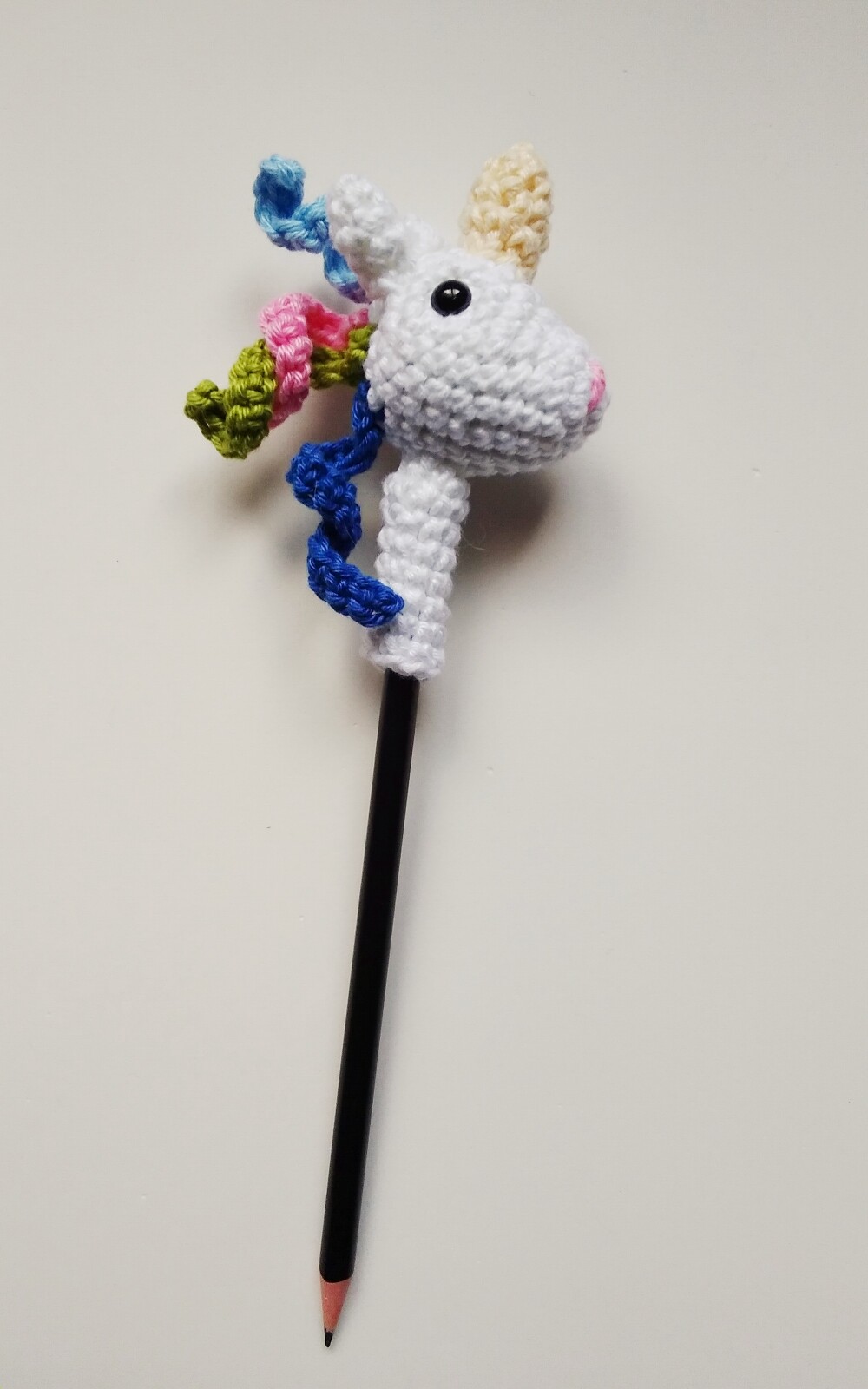 Ponteira de lápis de amigurumi