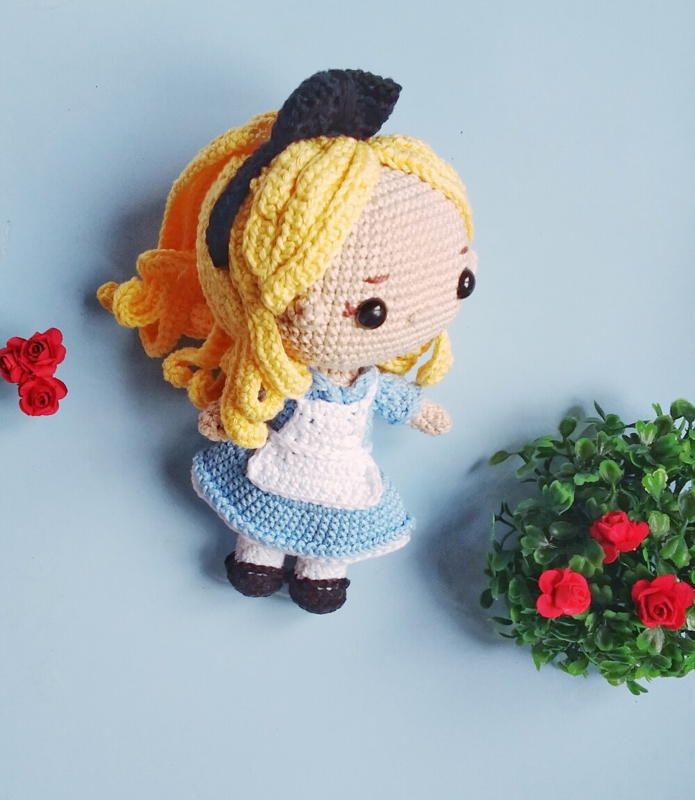 Kit Alice no país das maravilhas de amigurumi