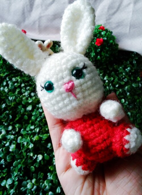 Kit  mini coelhos de amigurumi