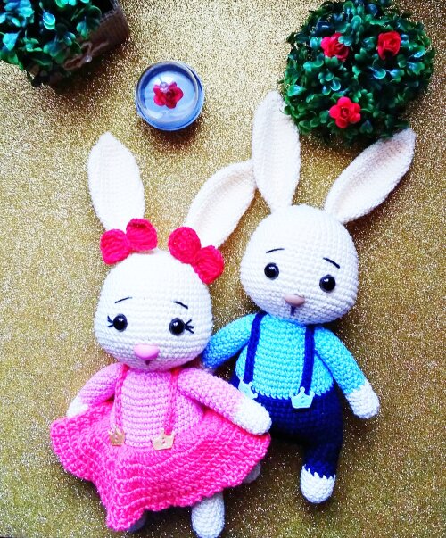 Kit casal de coelhinhos de amigurumi