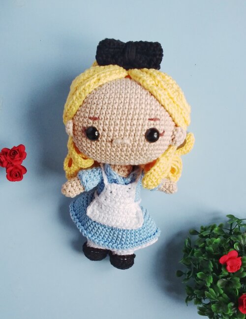 Kit Alice no país das maravilhas de amigurumi
