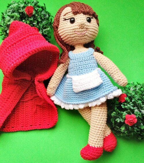 Chapeuzinho vermelho de amigurumi