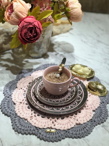 Sousplat Americano Croche Renda Guipir Rosa & Cinza - 2 unidades