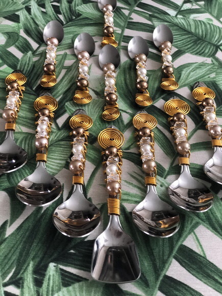 Colher Café Bordada com Pérolas Degradê - 6 Pçs