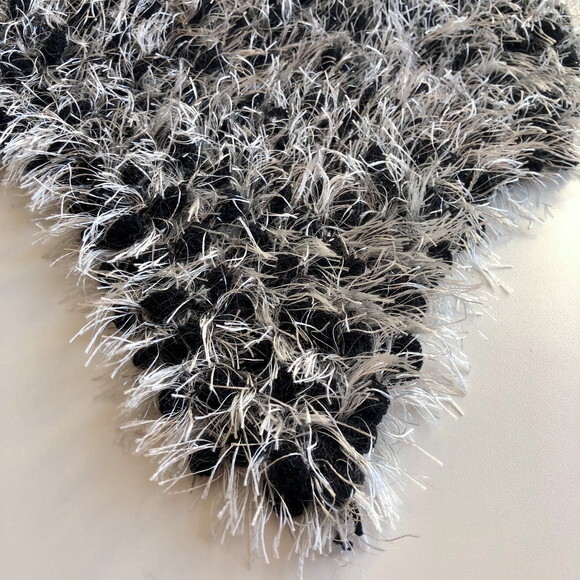 Echarpe Cachecol Golapompom Preto Croche