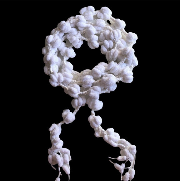 Echarpe Cachecol Maxi Pompom Branco Croche