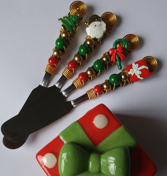 Espátula para Patê ou Manteiga Bordada Natal - 4 Pçs