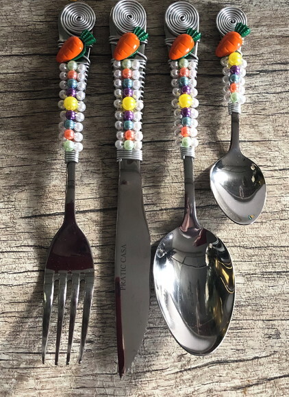 Faqueiro Talheres Mesa Bordado Tema Páscoa 24 Pçs - Mod.1
