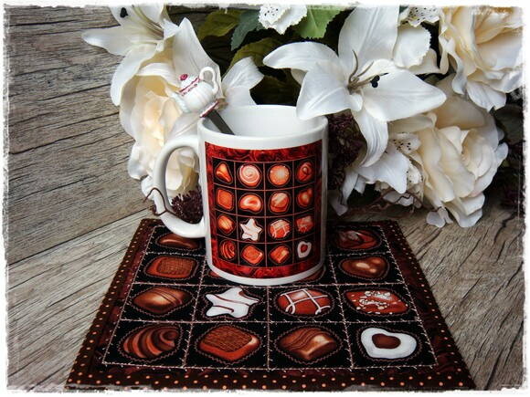 Mug Rug - Tapete de Caneca Chocolate Godiva