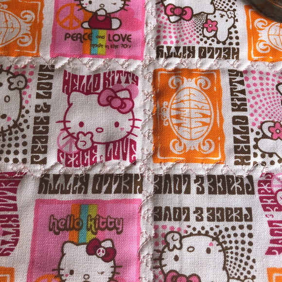 Mug Rug - Tapete de Caneca Hello Kitty