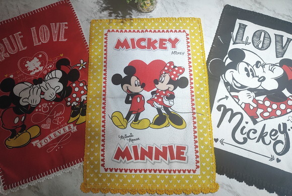 Pano Copa Prato Felpudo Mickey Minnie c Croche - Kit 3 Unid.