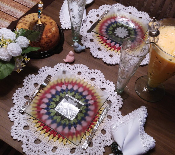 Sousplat Americano Crochê Mandala Brilho Colorido