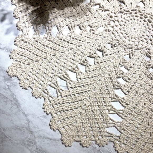 Toalha - Centro de Mesa Croche Boho com Brilho Dourado