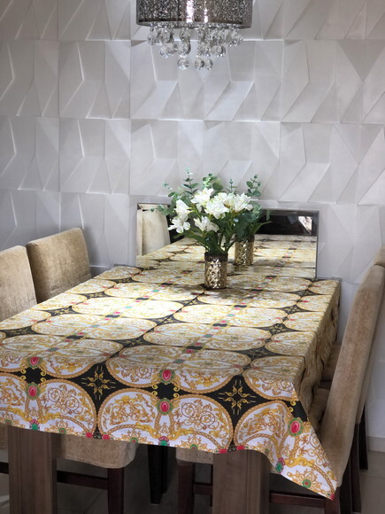 Toalha de Mesa Correntes em Tricoline - 1,70cm x 1,45cm