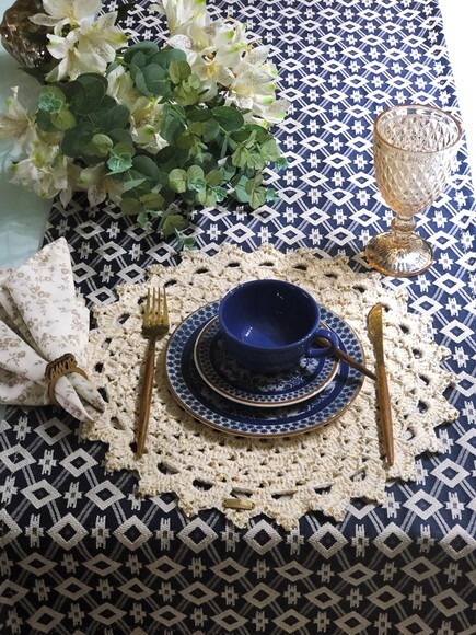 Trilho / Caminho Mesa Estofaria Creme e Azul *valor do Par*