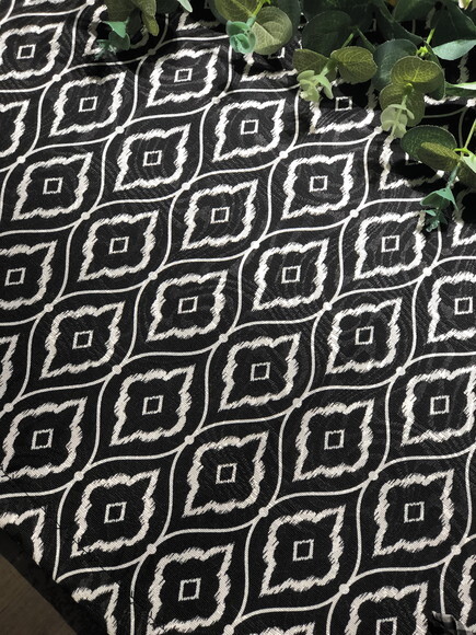 Trilho / Caminho Mesa Jacquard Preto Branco *valor do Par*