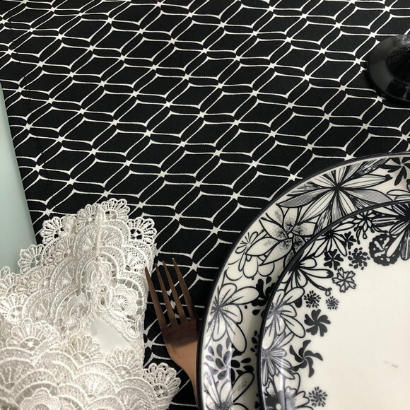 Trilho Mesa - Caminho Mesa - Tête-a-tête Preto & Branco 2