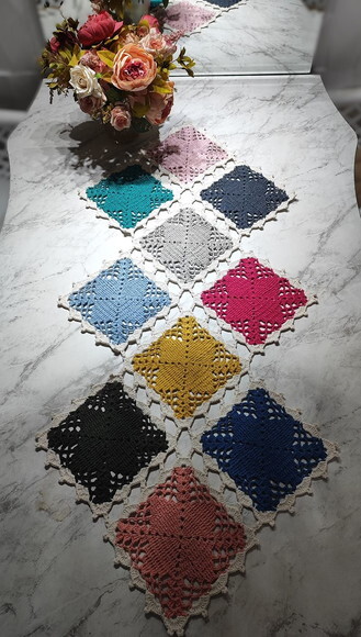 Trilho Mesa Crochê Patchwork - Caminho ou Centro Mesa