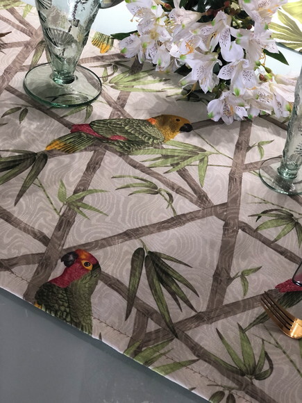 Trilho Mesa Jacquard Aves Tropical *valor do Par*