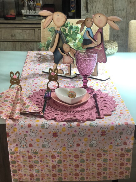 Trilho Mesa Tricoline Coelho Páscoa - Caminho Mesa