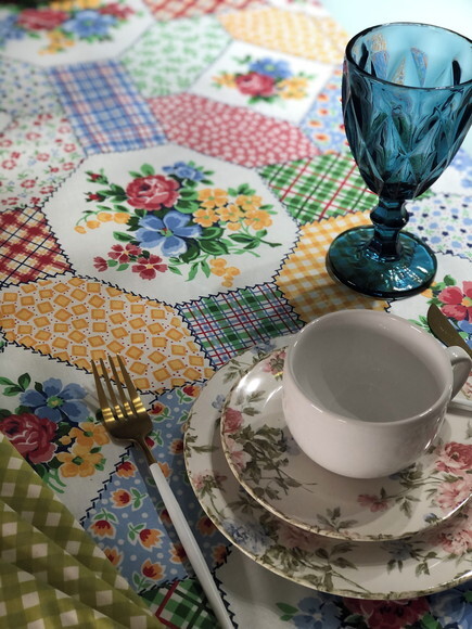 Trilho Mesa Tricoline Rosas Patchwork *valor do Par*