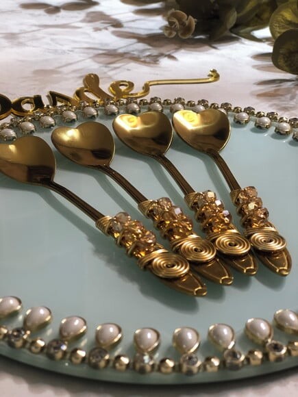 Colher Chá Coração Dourado Bordado Cristal - 4 Pçs