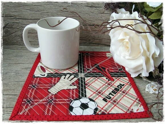 Mug Rug - Tapete de Caneca Futebol