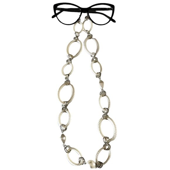 Óculos Cordão Corda Corrente Pérolas Salva Cordinha - 10