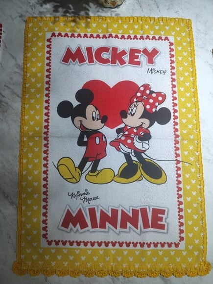 Pano Copa Prato Felpudo Mickey Minnie c Croche - Kit 3 Unid.